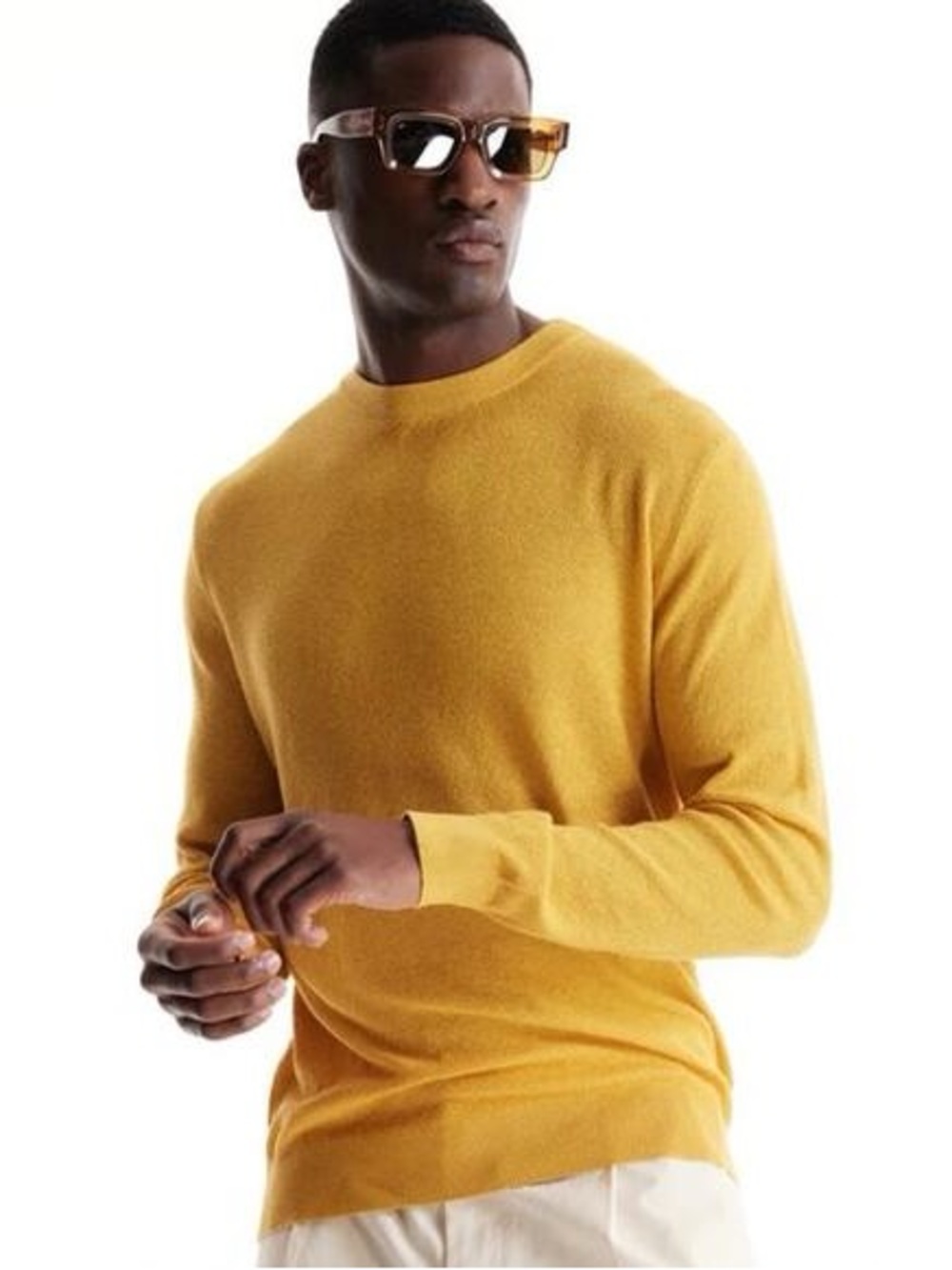 Old Navy Men's Crewneck Sweater in Mustard Yellow